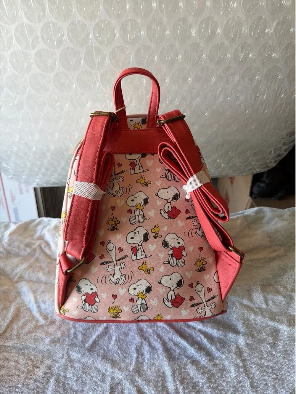 Loungefly peanuts snoopy